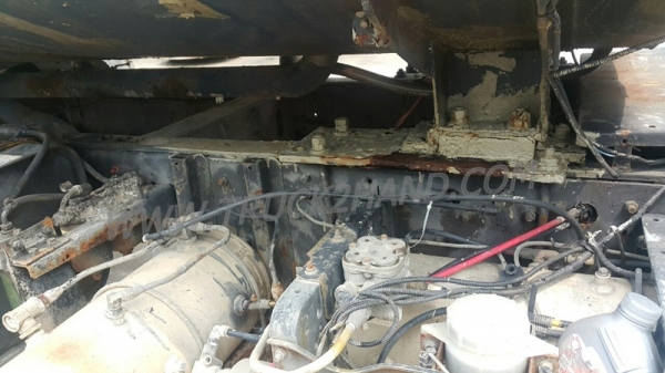 รถบรรทุกน้ำ 6 ล้อ ยี่ห้อ ISUZU  รุ่น FTR  แชซซี FTR11H ปีจดทะเเบียน 2533 ระบบล็อคล้อไฟฟ้า