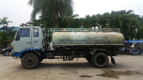 รถบรรทุกน้ำ 6 ล้อ ยี่ห้อ ISUZU  รุ่น FTR  แชซซี FTR11H ปีจดทะเเบียน 2533 ระบบล็อคล้อไฟฟ้า