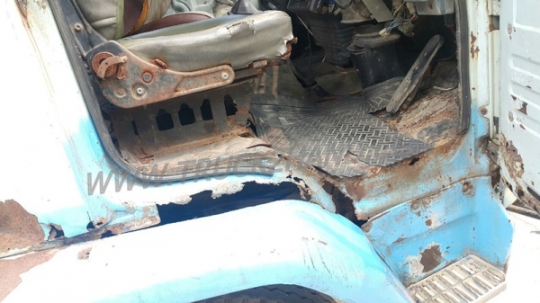 รถบรรทุกน้ำ 6 ล้อ ยี่ห้อ ISUZU  รุ่น FTR  แชซซี FTR11H ปีจดทะเเบียน 2533 ระบบล็อคล้อไฟฟ้า