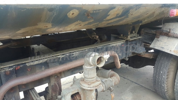 รถบรรทุกน้ำ 6 ล้อ ยี่ห้อ ISUZU  รุ่น FTR  แชซซี FTR11H ปีจดทะเเบียน 2533 ระบบล็อคล้อไฟฟ้า