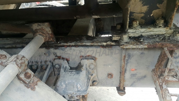 รถบรรทุกน้ำ 6 ล้อ ยี่ห้อ ISUZU  รุ่น FTR  แชซซี FTR11H ปีจดทะเเบียน 2533 ระบบล็อคล้อไฟฟ้า