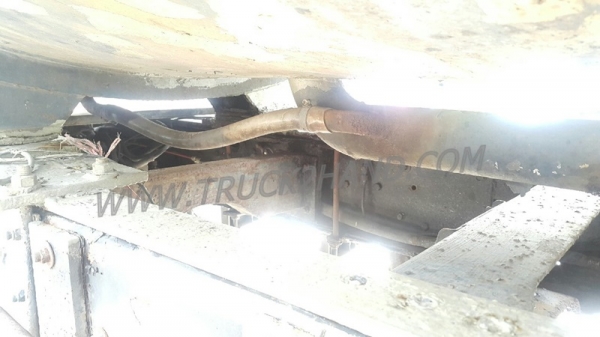 รถบรรทุกน้ำ 6 ล้อ ยี่ห้อ ISUZU  รุ่น FTR  แชซซี FTR11H ปีจดทะเเบียน 2533 ระบบล็อคล้อไฟฟ้า