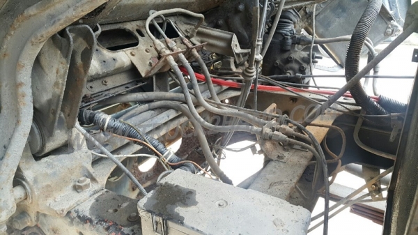 รถบรรทุกน้ำ 6 ล้อ ยี่ห้อ ISUZU  รุ่น FTR  แชซซี FTR11H ปีจดทะเเบียน 2533 ระบบล็อคล้อไฟฟ้า