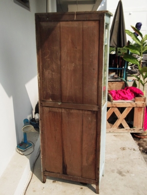 ขายตู้โชว์ไม้สักเก่า ขายตู้โชว์ไม้สักเก่า
