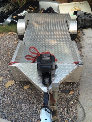 ขายwinch 2000LB แบบพกพา รีโหมดไร้สาย สะดวก ใช้งานงาน ไม่กินไฟ น้ำหนักเบา ใช้ลาก atv เรือ สิ่งของ น้ำหนักมากๆ รับแรงดึง ได้907กิโลกรัม ราคา3800บาท ดูของพระราม2089 0211090Id champ_rama2