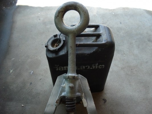 กระโดงลาก JEEP + ถังสำรอง