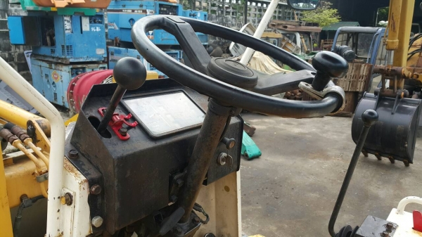 ขายรถตัก YANMAR รุ่น Y30W มือสองญี่ปุ่น ตักได้ ครึ่งคิว สองเพลา เอวอ่อน มือถือ /LINE ID : 0818753444 ขายรถตัก YANMAR รุ่น Y30W มือสองญี่ปุ่น ตักได้ ครึ่งคิว สองเพลา เอวอ่อน มือถือ /LINE ID : 0818753444