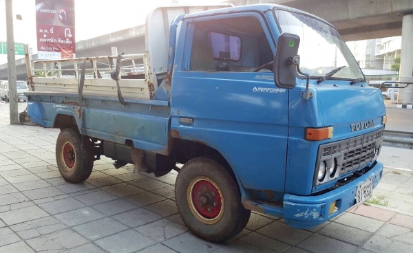 รถบรรทุก 4 ล้อพร้อมใช้งาน เอกสารครบพร้อมโอนแถมกระบะจากญี่ปุ่น