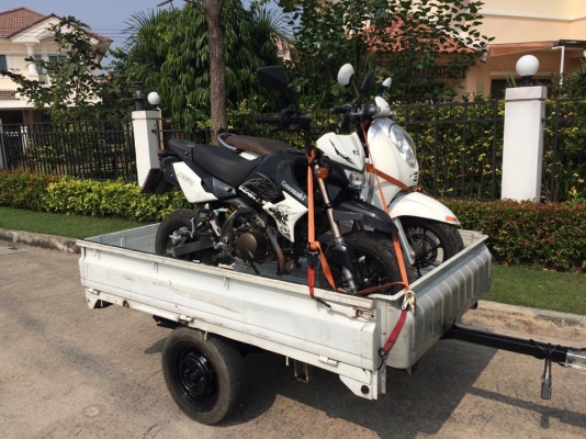 ขายเทรลเลอร์. กะบะเปิด3ด้าน. ขนาด กว้าง 1.40เมตร ยาว2เมตร รับน้ำหนักได้850 กิโลกรัม แบบสบายๆ ไฟท้ายใหม่ ปลั๊ก7wey. ของใหม่ พร้อมเดินไฟท้าย แหนบ 4แผ่น ของญี่ปุ่น โช๊คอัฟ ของวีโก้แท้ ค๊อปเปอร์ หัวบอล 2นิ้ว ของใหม่ กะบะ เป็นของญี่ปุ่น เปิดได้3ด้าน. ขนของขึ้น ขายเทรลเลอร์. กะบะเปิด3ด้าน. ขนาด กว้าง 1.40เมตร ยาว2เมตร รับน้ำหนักได้850 กิโลกรัม แบบสบายๆ ไฟท้ายใหม่ ปลั๊ก7wey. ของใหม่ พร้อมเดินไฟท้าย แหนบ 4แผ่น ของญี่ปุ่น โช๊คอัฟ ของวีโก้แท้ ค๊อปเปอร์ หัวบอล 2นิ้ว ของใหม่ กะบะ เป็นของญี่ปุ่น เปิดได้3ด้าน. ขนของขึ้น