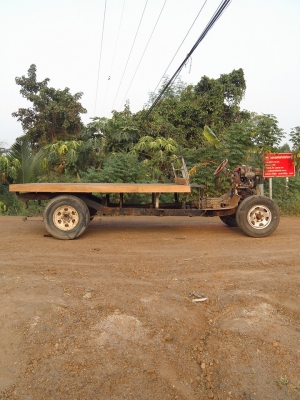 ขายเหมาครับ 3 อย่าง อีแต๋น2คัน เทเลอร์ใหญ่ 1 พ่วง