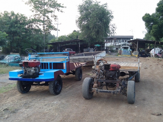 ขายเหมาครับ 3 อย่าง อีแต๋น2คัน เทเลอร์ใหญ่ 1 พ่วง