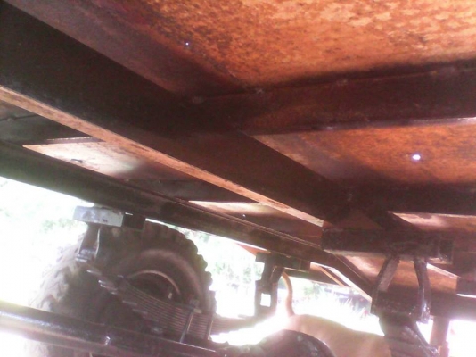 ขายเหมาครับ 3 อย่าง อีแต๋น2คัน เทเลอร์ใหญ่ 1 พ่วง