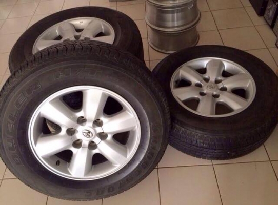 ขายล้อแม็ค FORTUNER , VEGO ขอบ 17 พร้อมยาง บริดสโตน 265-65 R17