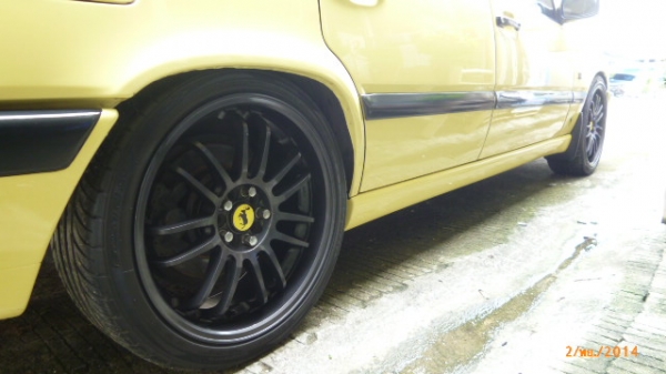 ขายรถ VOLVO 850 TURBO ปี 95 สีเหลือง แต่งเป็น 855t5r