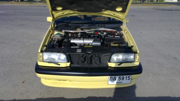 ขายรถ VOLVO 850 TURBO ปี 95 สีเหลือง แต่งเป็น 855t5r