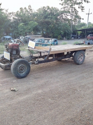 ขายเหมาครับ 3 อย่าง อีแต๋น2คัน เทเลอร์ใหญ่ 1 พ่วง