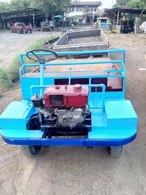 ขายเหมาครับ 3 อย่าง อีแต๋น2คัน เทเลอร์ใหญ่ 1 พ่วง