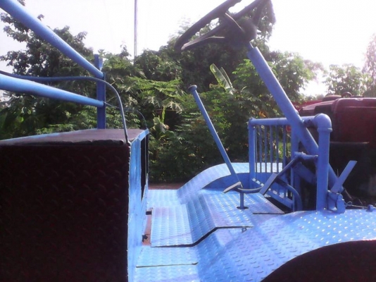 ขายเหมาครับ 3 อย่าง อีแต๋น2คัน เทเลอร์ใหญ่ 1 พ่วง