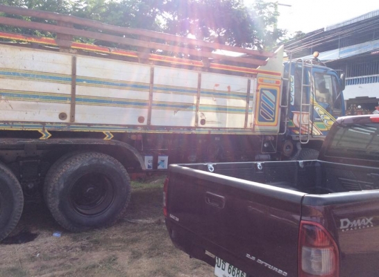 ขายด่วน*** รถสิบล้อ Hino 3H เครื่อง 195 2 เพลาดั๊มเนียม สภาพเยี่ยม รถใช้งานได้ดี เครื่องสภาพดี เล่มทะเบียนพร้อมโอน