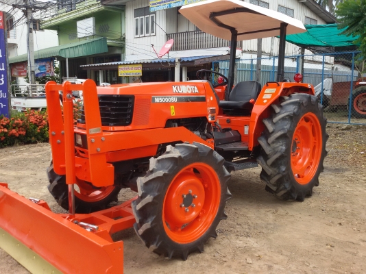 ปัญญาแทรคเตอร์..จัดมาให้ครับ ด่วน!!!คูโบต้า M5000 พร้อมใบมีดคานล่าง และผาน CMT 6&times;24 เล่มทะเบียนพร้อม จัดส่ง อ.กงไกรลาศ จ.สุโขทัย
