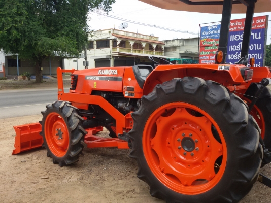 ปัญญาแทรคเตอร์..จัดมาให้ครับ ด่วน!!!คูโบต้า M5000 พร้อมใบมีดคานล่าง และผาน CMT 6&times;24 เล่มทะเบียนพร้อม จัดส่ง อ.กงไกรลาศ จ.สุโขทัย