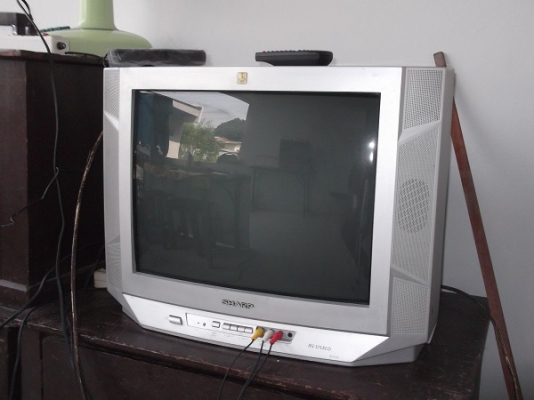 ขายทีวีสี 21 นิ้ว 2 เครื่อง 2 พัน ขายทีวีสี 21 นิ้ว 2 เครื่อง 2 พัน