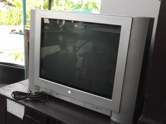 ขายทีวีสี 21 นิ้ว 2 เครื่อง 2 พัน ขายทีวีสี 21 นิ้ว 2 เครื่อง 2 พัน