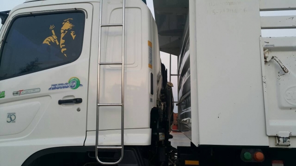 ขายด่วนสิบล้อดั้มสองเพลาFM1A344 ปี55 รถสวยใช้น้อย สภาพพร้อมใช้ ขายด่วนสิบล้อดั้มสองเพลาFM1A344 ปี55 รถสวยใช้น้อย สภาพพร้อมใช้