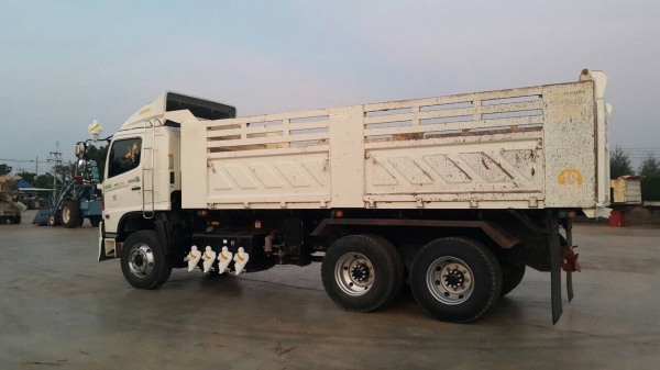 ขายด่วนสิบล้อดั้มสองเพลาFM1A344 ปี55 รถสวยใช้น้อย สภาพพร้อมใช้ ขายด่วนสิบล้อดั้มสองเพลาFM1A344 ปี55 รถสวยใช้น้อย สภาพพร้อมใช้