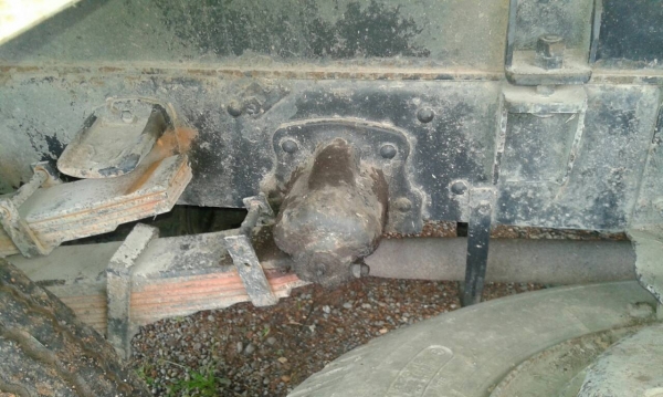 รถฮีโน่ 6 ล้อดั้ม KM - 777. 117 แรงม้า. ปี 36   สนใจติดต่อ  081 - 6079515