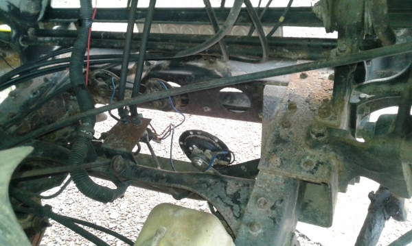 รถฮีโน่ 6 ล้อดั้ม KM - 777. 117 แรงม้า. ปี 36   สนใจติดต่อ  081 - 6079515