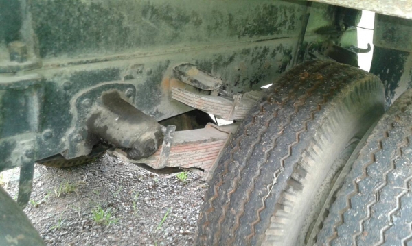 รถฮีโน่ 6 ล้อดั้ม KM - 777. 117 แรงม้า. ปี 36   สนใจติดต่อ  081 - 6079515