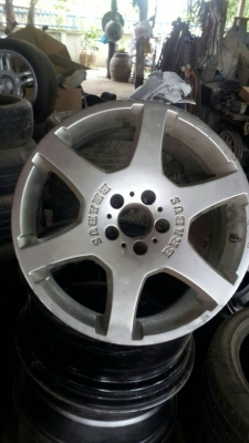 ขาย brabus block A กว้าง 8นิ้ว et50 ขาย 23500