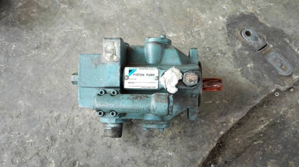 Sell>> ปั้มไฮดรอลิค DAIKIN Made in Japan สภาพใหม่ เก่าเก็บ!!