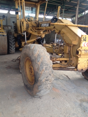 ขายรถเกรตเดอ140G เอกสารเล่มพร้อมใช้งาน ติดต่อ คุณ อ๊อฟ พิจิตร 086-737-9991