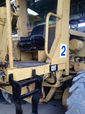 ขายรถเกรตเดอ140G เอกสารเล่มพร้อมใช้งาน ติดต่อ คุณ อ๊อฟ พิจิตร 086-737-9991