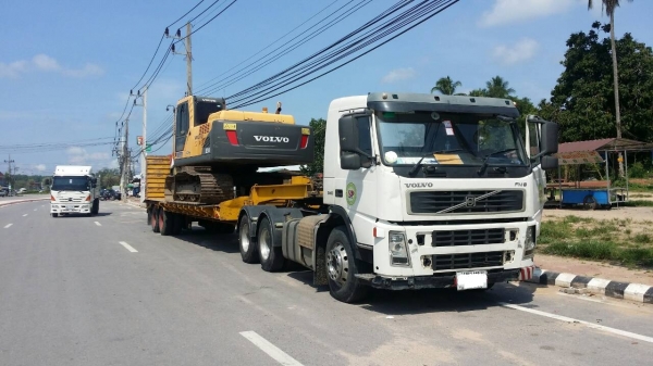 ขายหัวลาก340พร้อมใช้งาน ติดต่อ คุณ อ๊อฟ พิจิตร 086-737-9991