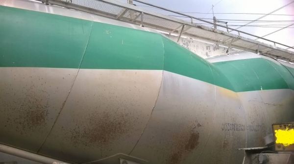 ขายหางเต้าปูน 2 หาง สภาพสวยพร้อมใช้ ติดต่อ คุณ อ๊อฟ พิจิตร 086-737-9991