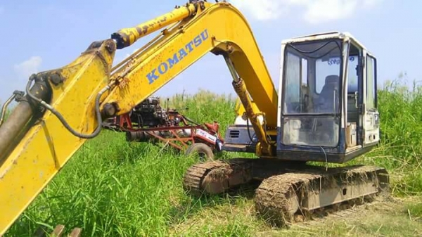 ขายPC60-6เอกสสารใบซื้อขายไฟฟ้าตัดเครื่องปั้มทำมาใหม่โซ่พึ่งเปรี่ยนใหม่พร้อมใช้งาน ติดต่อ คุณ อ๊อฟ พิจิตร 086-737-9991