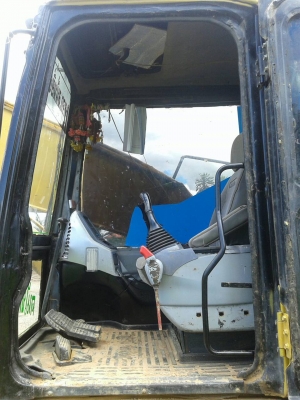 ขายPC200-7 ชั่วโมง9XXX เอกสารครบพร้อมใช้ช่วงล่างเต็ม ติดต่อคุณอ๊อฟ พิจิตร 086-737-9991 ขายPC200-7 ชั่วโมง9XXX เอกสารครบพร้อมใช้ช่วงล่างเต็ม ติดต่อคุณอ๊อฟ พิจิตร 086-737-9991