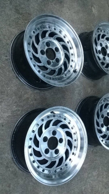 ล้อขอบ15 กว้าง7 5รู ราคา4500 ล้อขอบ15 กว้าง7 5รู ราคา4500