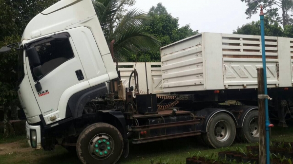 ขายรถ10ล้อหัวลาก ISUZU MP1GXZ77N8T เครื่อง 360แรงม้า ปี52 (เฉพาะหัว) สนใจโทร 081-970-1072