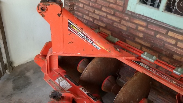 ขายผานพรวนพร้อม โรตาลี่ตราช้าง ของL3608 2ชิ้น ครับ