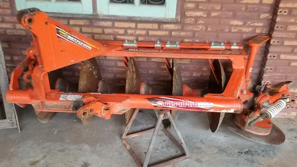 ขายผานพรวนพร้อม โรตาลี่ตราช้าง ของL3608 2ชิ้น ครับ