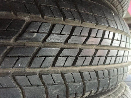 ขายยาง MAXXIS MA-701 165-80-15 ปี11 ไม่มีปะ ชุดละ 2,600 บาท