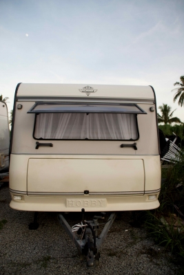 รถบ้าน Caravan รถบ้าน Caravan