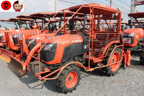 ลดกระหน่ำ แทรกเตอร์ และรถเกี่ยวคูโบต้า มือสองที่ใหญ่ที่สุดในประเทศ สนใจโทรสอบถามได้ที่น้องร็อคครับ ลดกระหน่ำ แทรกเตอร์ และรถเกี่ยวคูโบต้า มือสองที่ใหญ่ที่สุดในประเทศ สนใจโทรสอบถามได้ที่น้องร็อคครับ