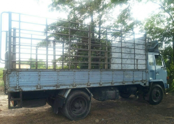 หกล้อ อีซูซุ FTR32H195 รถห้าง แอร์ เวอร์ ทิฟฟี ยาง900 ช่วงยาว 5.50ม ทะเบียนพร้อมโอน ราคา 495,000บ ต่อรองได้ หกล้อ อีซูซุ FTR32H195 รถห้าง แอร์ เวอร์ ทิฟฟี ยาง900 ช่วงยาว 5.50ม ทะเบียนพร้อมโอน ราคา 495,000บ ต่อรองได้