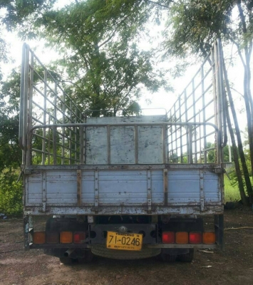 หกล้อ อีซูซุ FTR32H195 รถห้าง แอร์ เวอร์ ทิฟฟี ยาง900 ช่วงยาว 5.50ม ทะเบียนพร้อมโอน ราคา 495,000บ ต่อรองได้ หกล้อ อีซูซุ FTR32H195 รถห้าง แอร์ เวอร์ ทิฟฟี ยาง900 ช่วงยาว 5.50ม ทะเบียนพร้อมโอน ราคา 495,000บ ต่อรองได้