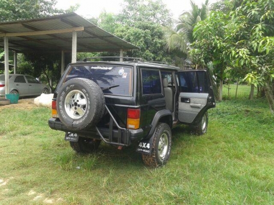 ขาย Jeep Cherokee 2.5